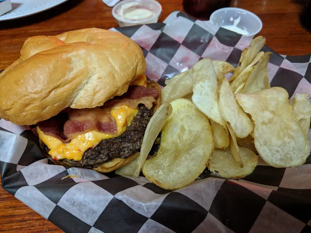 Bacon Cheeseburger with Home Chips